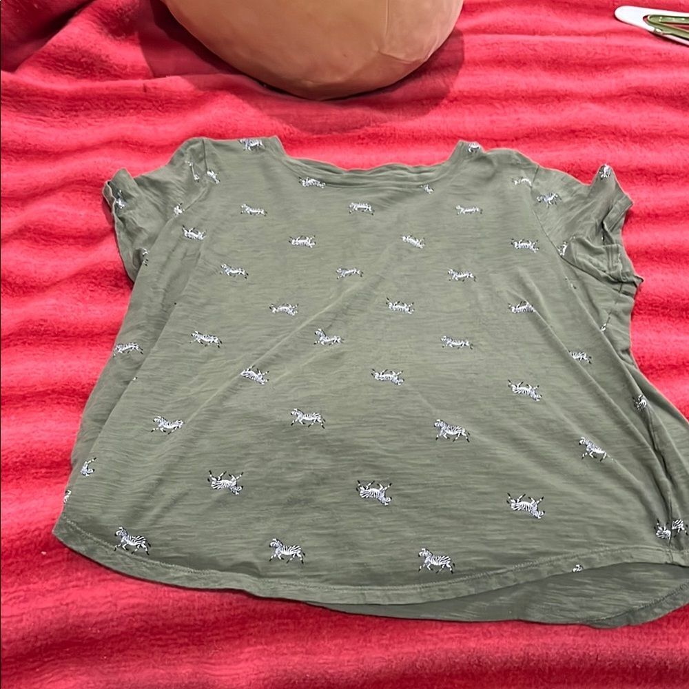 Old Navy Green Short Sleeve Tee Relaxed Fit
